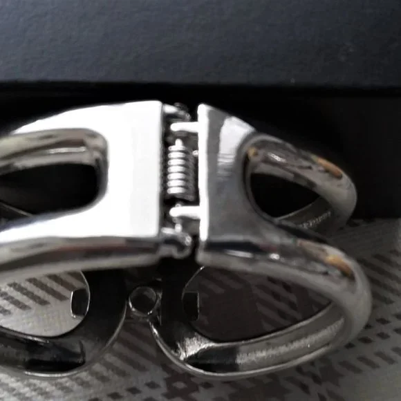 ⭐️ Host Pick⭐️ Silver Tone  Chucky Bracelet - Picture 4 of 4